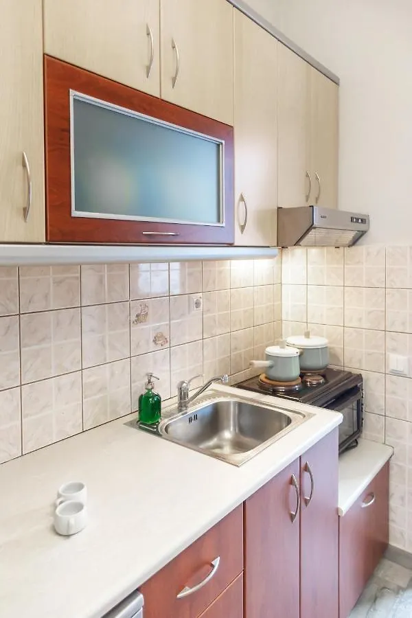 Alkionides Apartments Polychrono